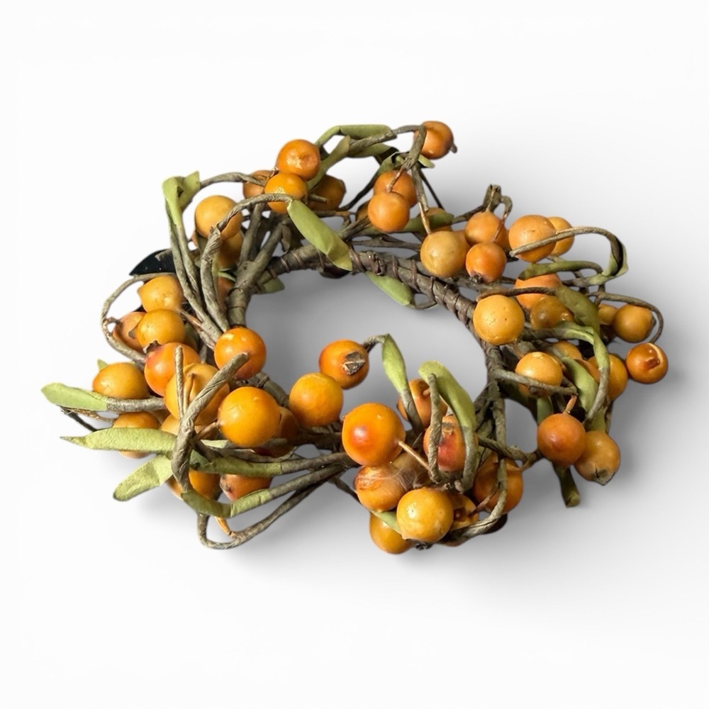 Vintage Artificial Berry and‎ Leaf Wreath 3"